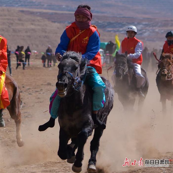 星空体育官网下载-传统马队赛，民族体育的华彩乐章的简单介绍
